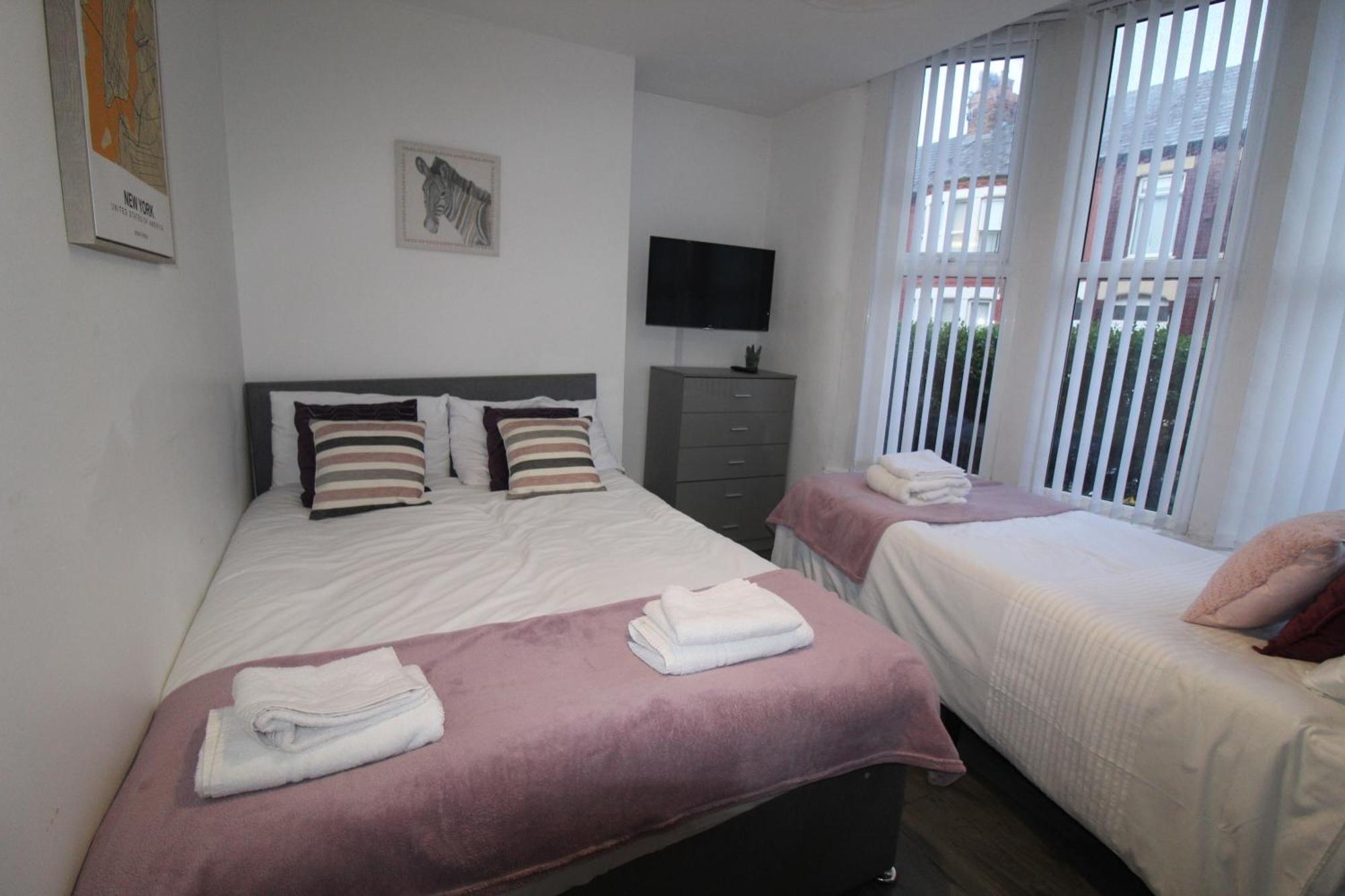 Pemberton House By Smart Corporate Holiday home Liverpool