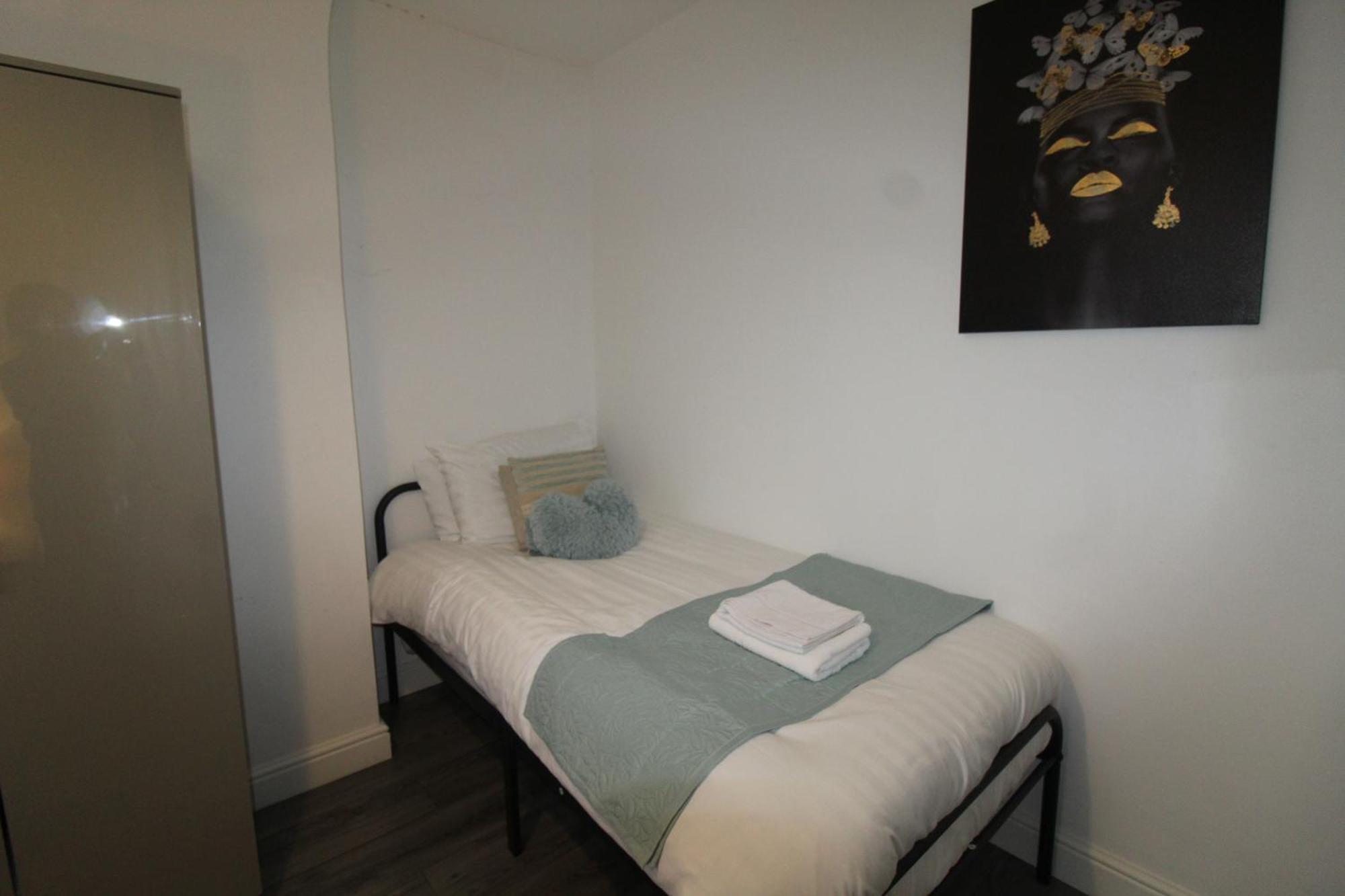 Holiday home Pemberton House By Smart Corporate Liverpool