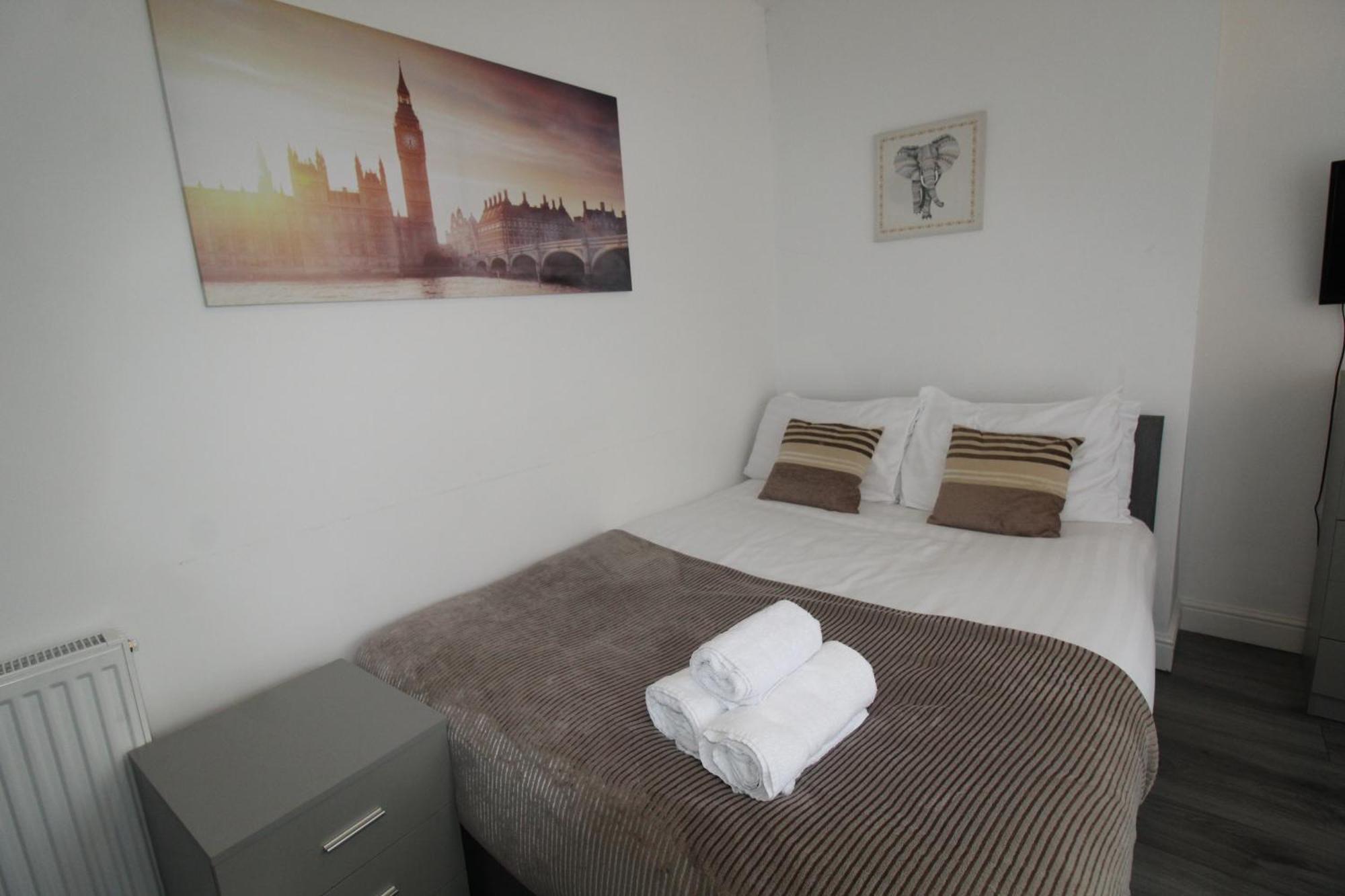 Pemberton House By Smart Corporate Holiday home Liverpool